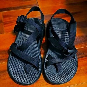 Chacos Size 10 Mens Black Sandals